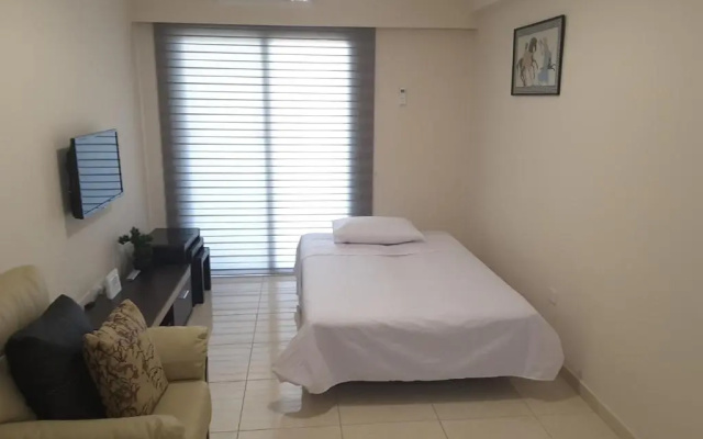 Lighthouse by the Sea Lovely 2Bdr Apartment