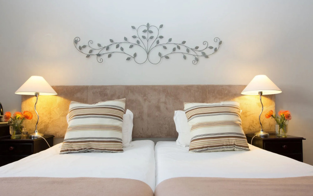Loddeys Guesthouse