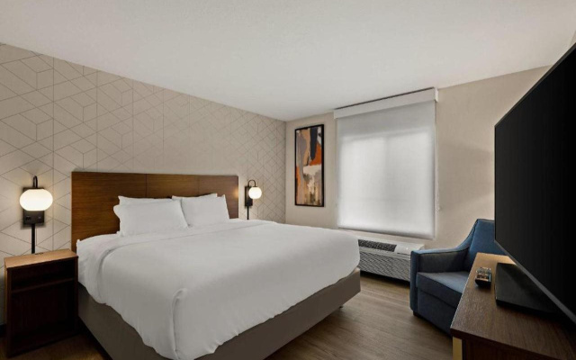 Everhome Suites Denver Airport