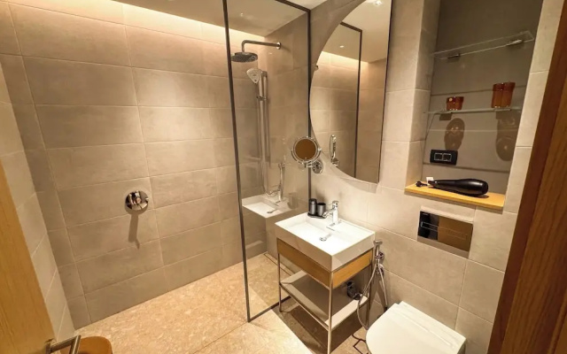Qumi Porto Suites