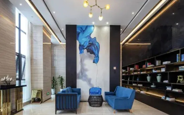 Lei Ji Hotel