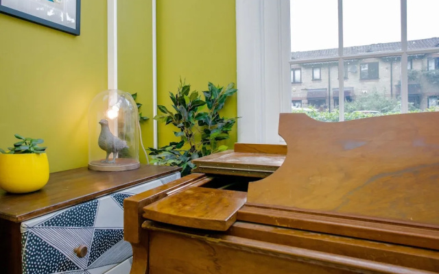 Stylish Deptford 2 Bed Apartment
