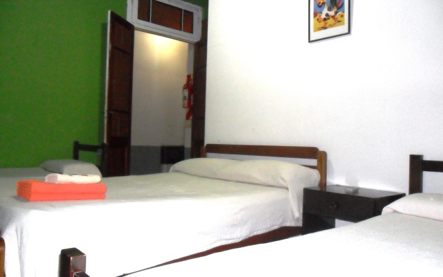 Hotel Futuro Colon