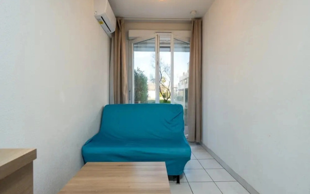 Apartment in Le Grau-du-roi for Family