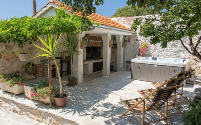 Holiday Home Sudinjevi Dvori