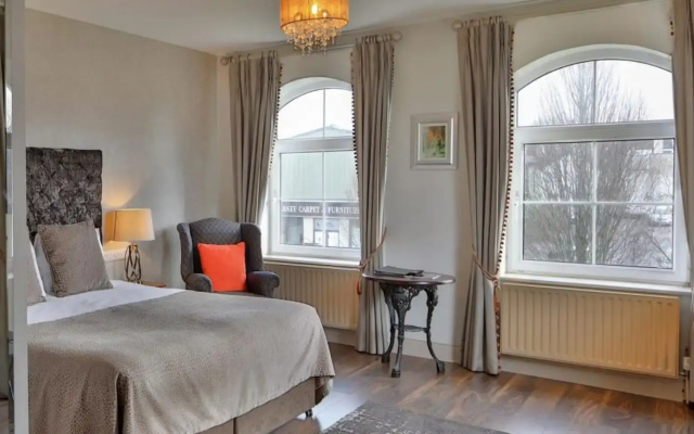 Brook Lodge Hotel