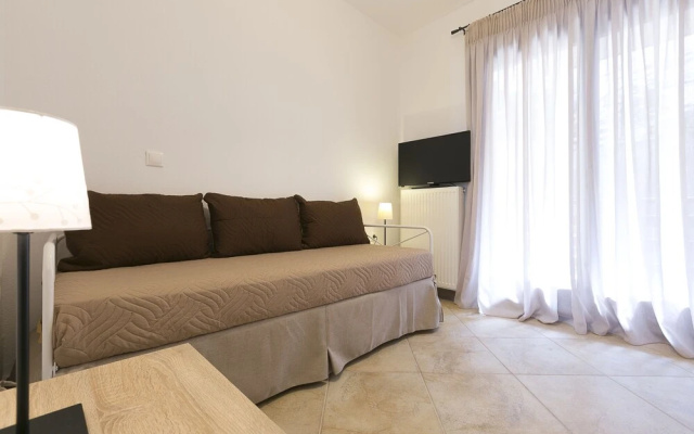 Velia Seaside Apartments