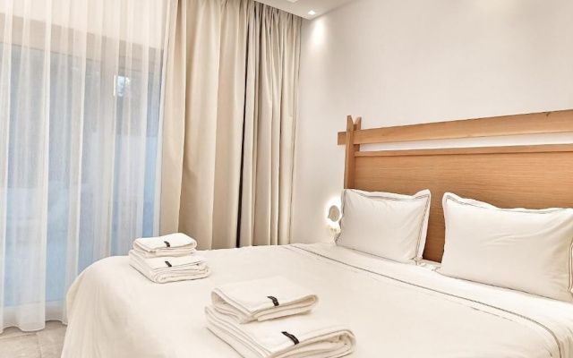 DelMar Suites Syros