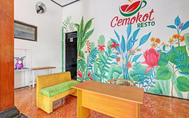 Hotel Pajang Indah by OYO Rooms