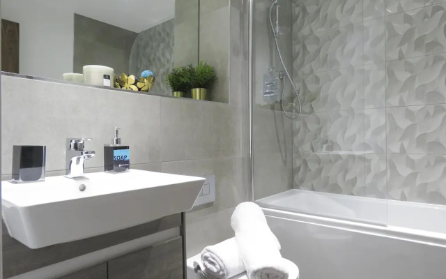 Tudors eSuites Birmingham Apartments Jewellery Quarter
