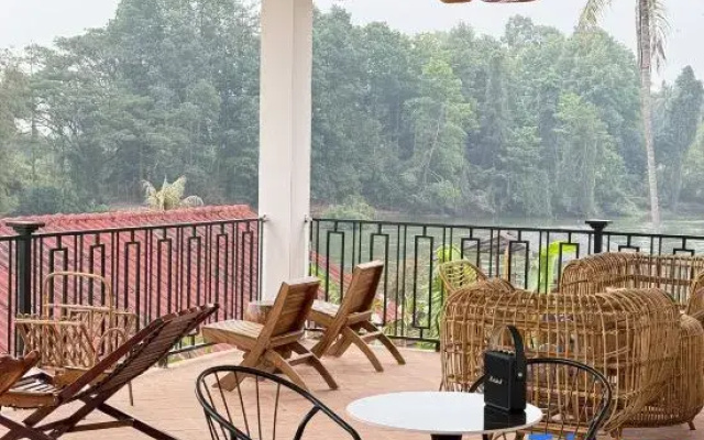 Sunin Hotel Dondet Riverside
