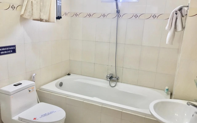 Y Linh Hotel