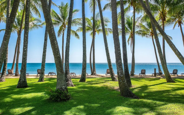 Poolside Apt In Alamanda Beachfront Resort 55