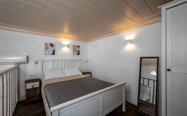 OverThe Sea Apartments