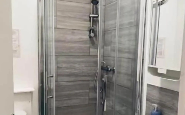Large 4 Bedroom Home - Coventry City Centre