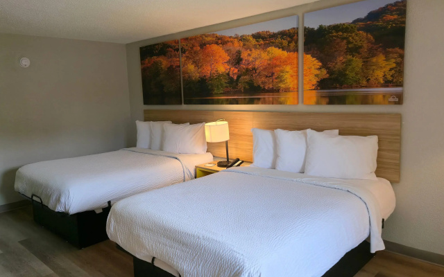 Days Inn by Wyndham Scottsboro AL
