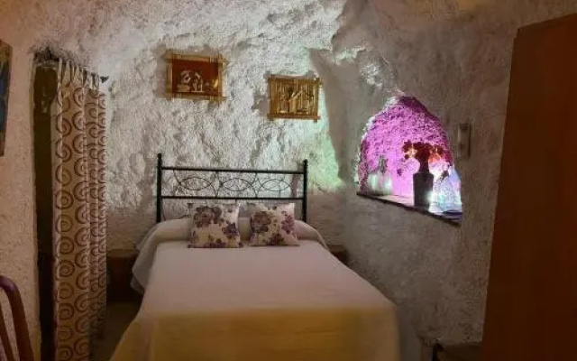 Casa Cueva La Fuente