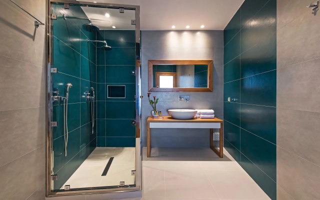 Aura Suites