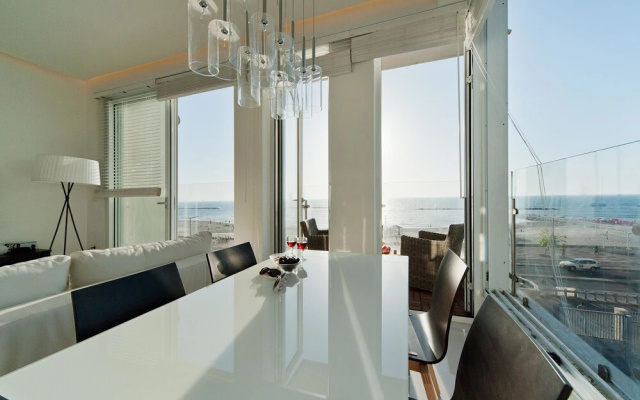 Sunset Panorama Apartment by Sea N' Rent
