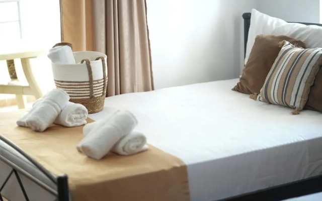 Saranda Waterside Apartments