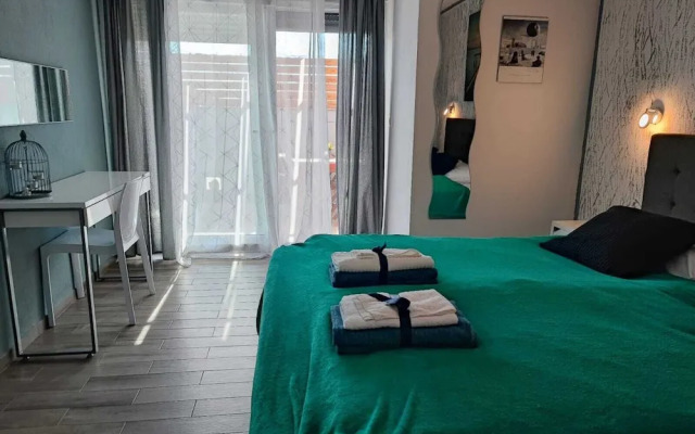 Pop Villa Sleeps 3 With Pool