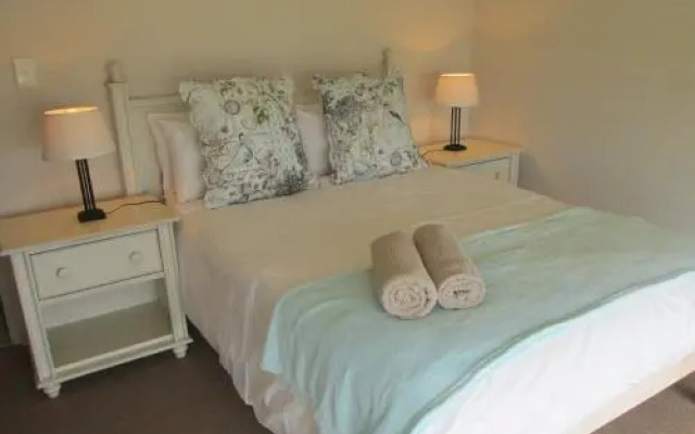 Point Village Accommodation - Santos 5