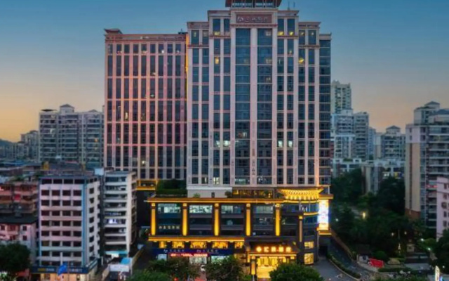 Grand Garden Hotel