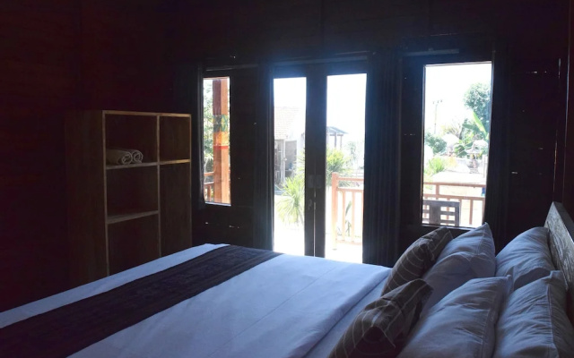 Adara Beach Hut