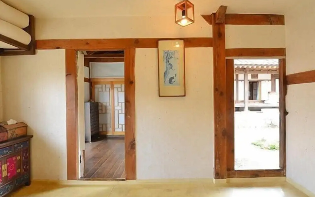 Suaedang Hanok Stay