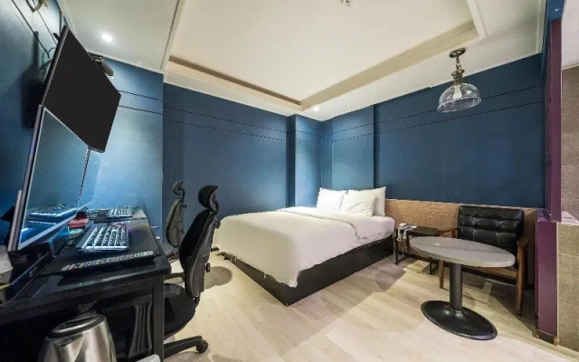 Seongnam Casa Hotel