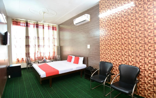 Urban Guest House By OYO Rooms