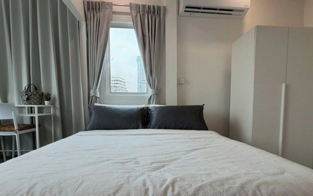 NamasStay Silom