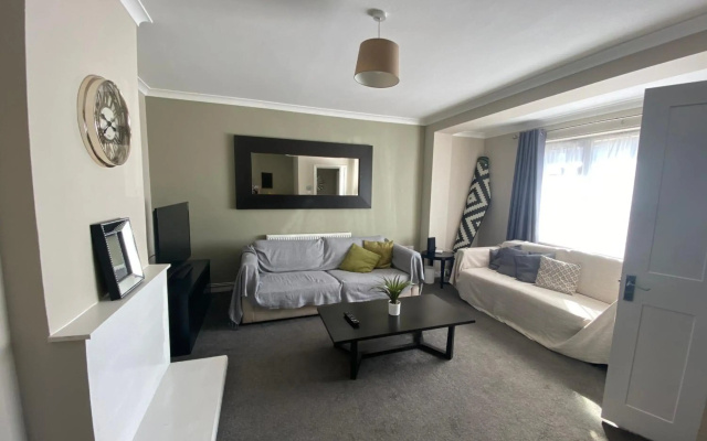 12 Harlesden Road close to ExCel