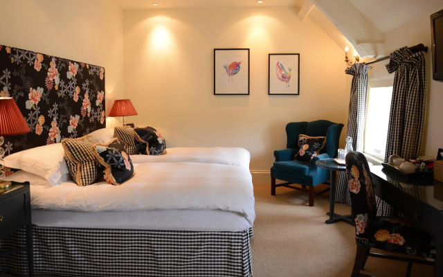 Swan Hotel