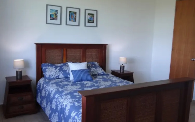 Sunset Paradise - Ocean View Penthouse Apartment