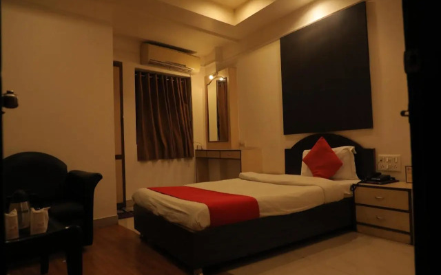 Hotel Gokul