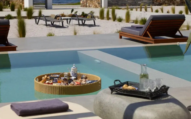 Sereno Natu Villas in Skyros