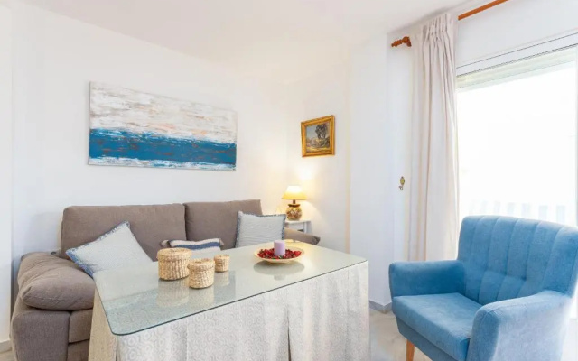 Los Boliches Beach Apartment by GHR Rentals