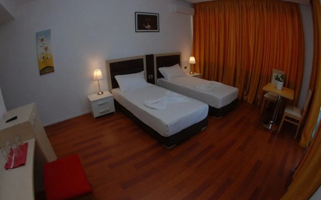 Sunset Aparthotel