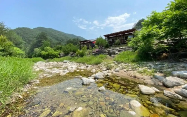 Sogeumgang Naetmulsori Pension