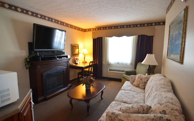 Hearthstone Inn & Suites