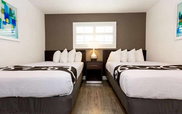 SureStay Hotel by Best Western Seaside Monterey