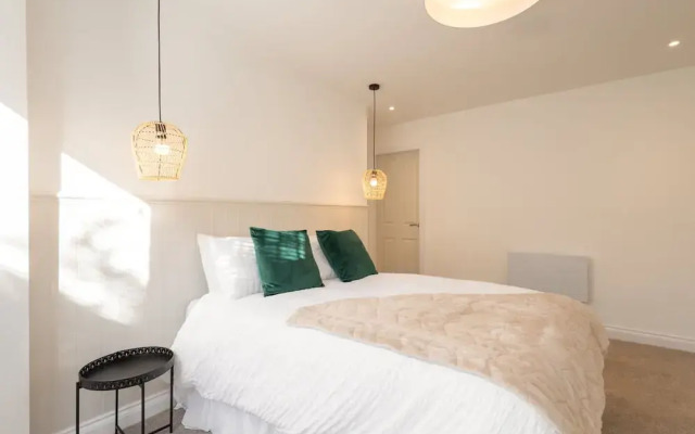 Host Stay Apartment 1 King s Court
