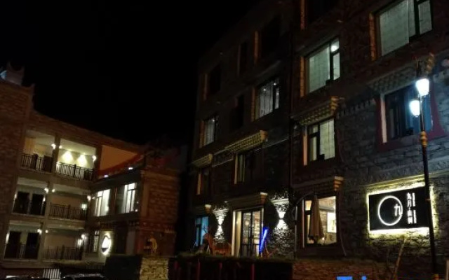 Siguniang Mountain September Mountain Art Homestay