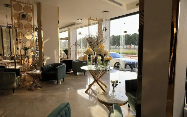 Seasons hotel suites