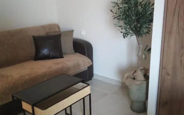 Lyristis Apartments Plus