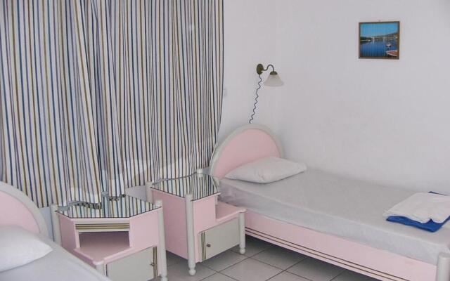 Апартаменты Blue Beach Villas Apartments комната для гостей