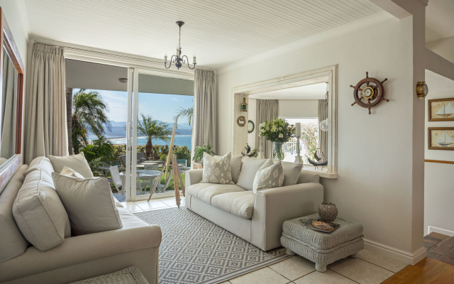 Ocean Watch Guest House