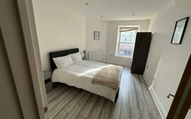 Inviting 1-bed Apartment in Walton on the Naze