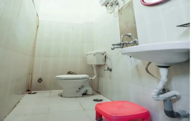 Hotel Isvara Inn By OYO Rooms